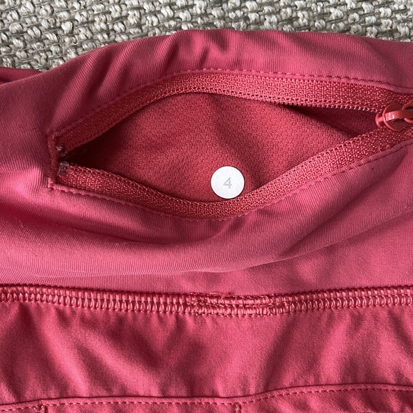 Lululemon speed up short 4” size 4 - Picture 1 of 4